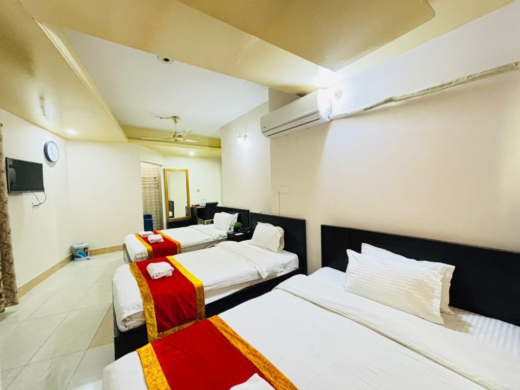 Delux large room